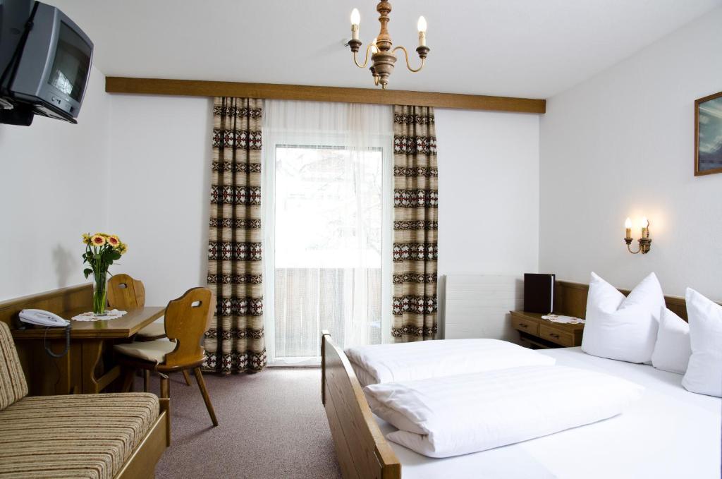 Berghotel Rasis กัลเทือร์ ห้อง รูปภาพ
